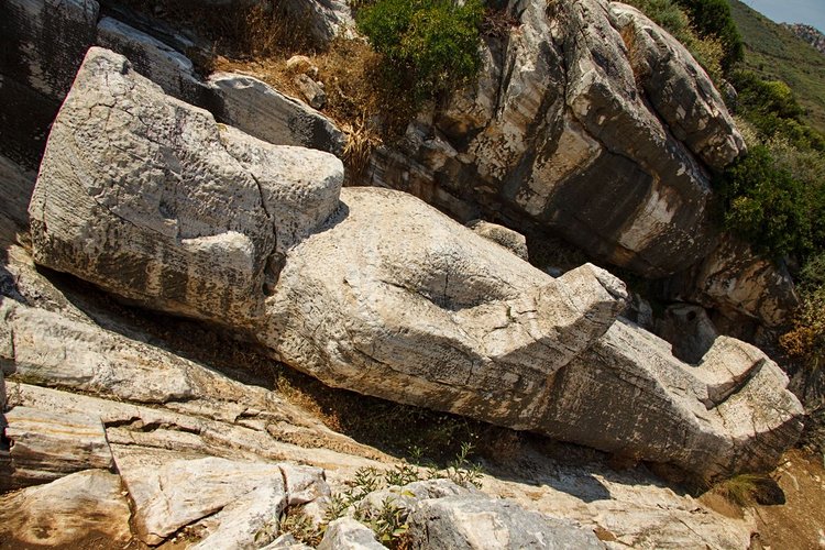 Les Kouros colossaux de Naxos 2