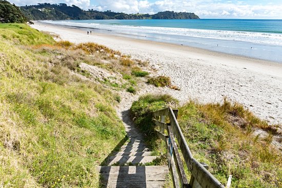 Onetangi beach