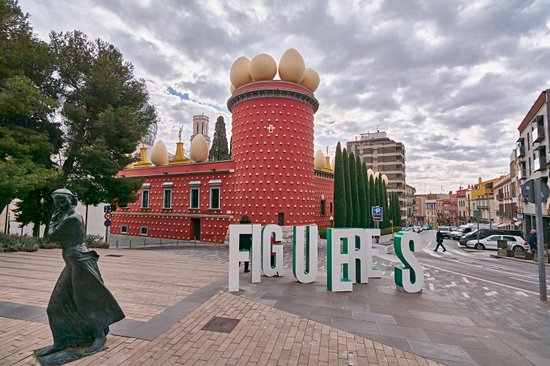 Salvador Dali en Catalogne