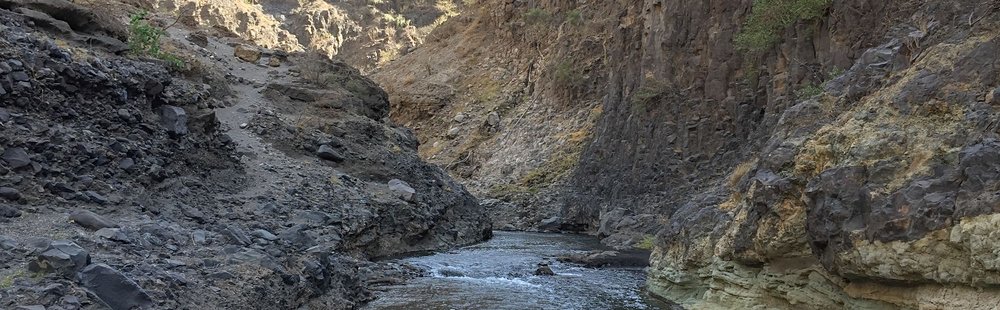 Randonner jusqu'aux cascades d’Engaresero