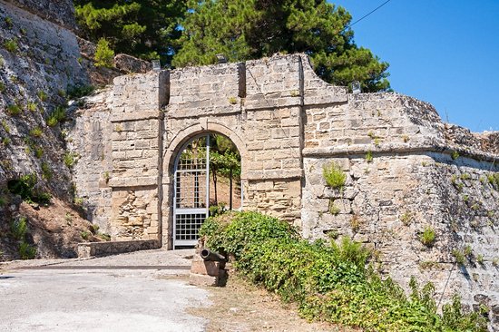 Le château vénitien au-dessus de Zante