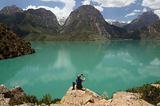 Le lac Iskanderkoul