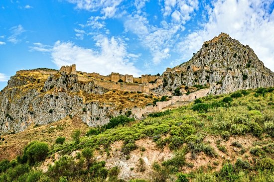 L'Acrocorinthe, forteresse imprenable
