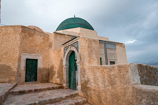 Takrouna
