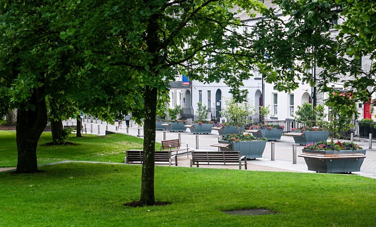 Rejoignez le repère central d’Eyre Square 3