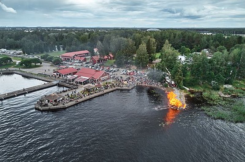 Fêter l’arrivée de l’été avec des Finlandais