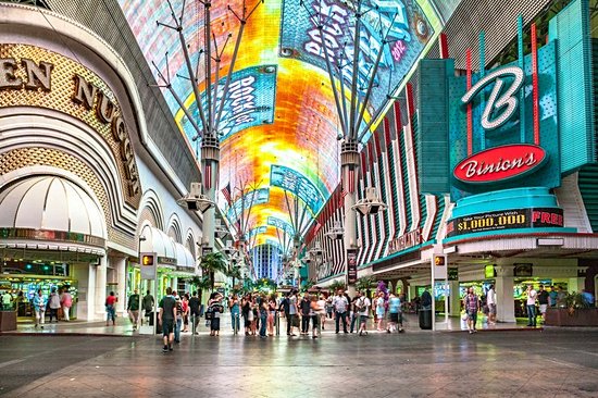 Downtown : Fremont Street