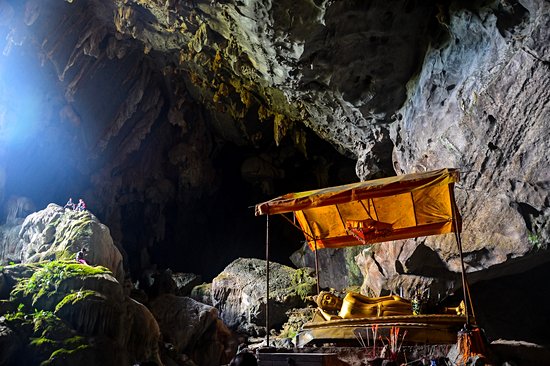 Grotte de Phu Kham