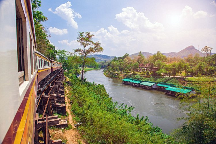 Bangkok (Thonburi) - Namtok, le Chemin de fer de la mort 2