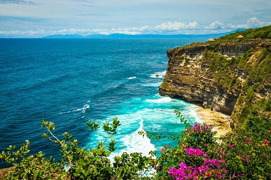 Uluwatu Beach