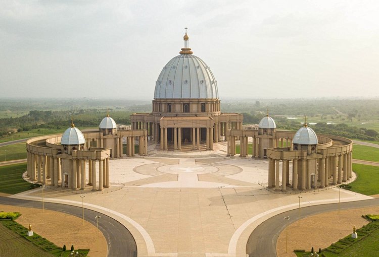 Pourquoi La Capitale De La C te D Ivoire A T Elle t Plac e Au Centre 