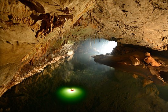 Xe Bang Fai Cave