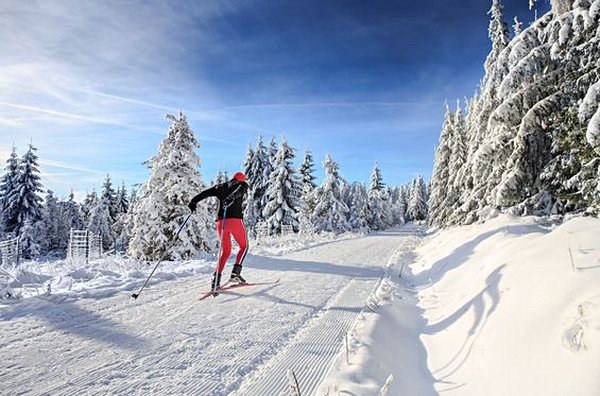 Faire du ski de fond dans l'espace nordique du Val d'Azun