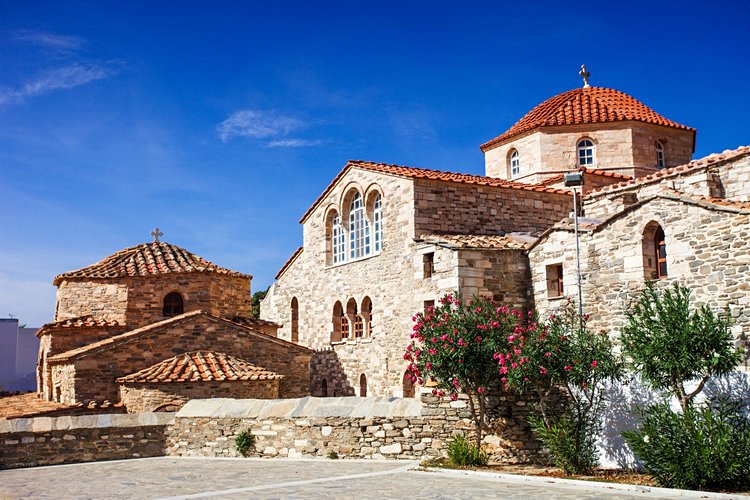 La Panaghia Katapoliani, l’église aux cent portes