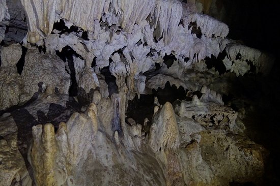 Cave of Pëllumbas