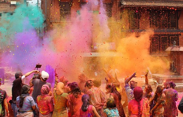 Holi, la fête des couleurs