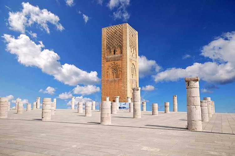 La tour Hassan et le Mausolée de Mohammed V 