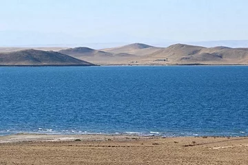 Désert du Kyzyl Kum et lac Aydar