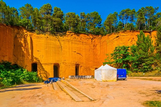 Les mines d'ocre de Bruoux
