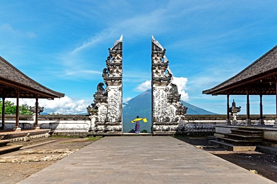 Pura Penataran Agung Lempuyang