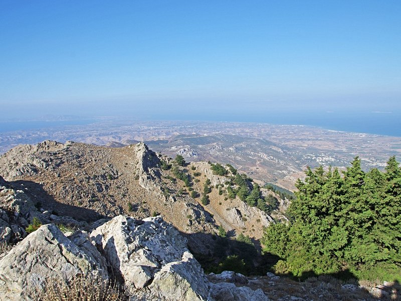 Les randonnées au Mont Dikeos