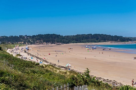 Plage de Sables-d’Or-Les-Pins