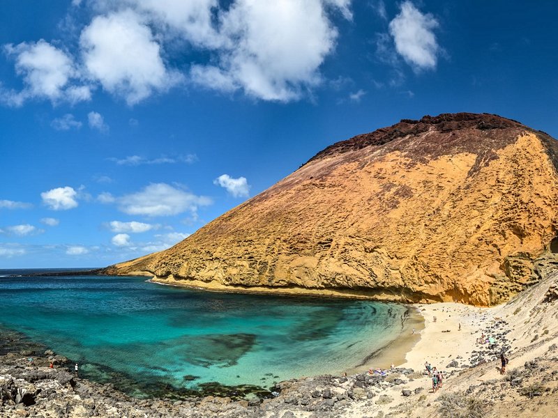 La playa Montaña Amarilla à la Graciosa