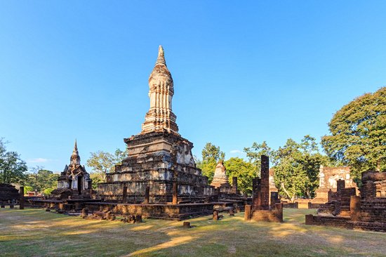Wat Chedi Chet Thaeo