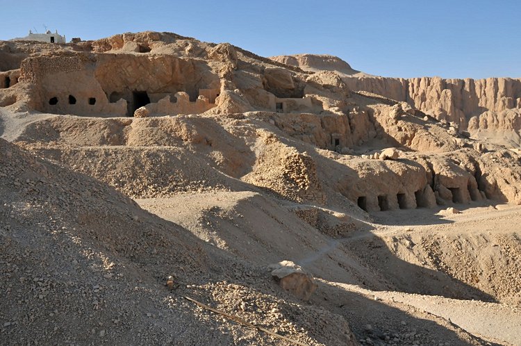 La vallée des nobles et des artisans, Louxor