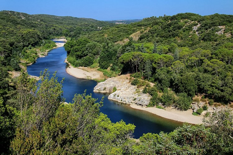 Une virée à la plage - Destination Pays d'Uzès Pont du Gard