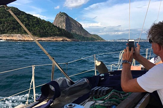 Naviguer sur la baie de Guanabara