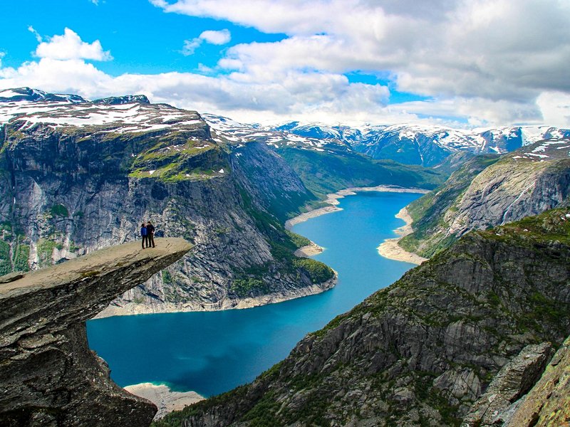 Trolltunga