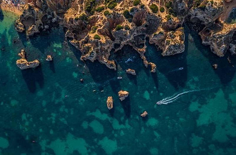 Plonger dans l'océan Atlantique