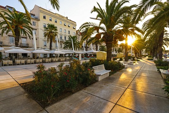 Promenade de la Riva