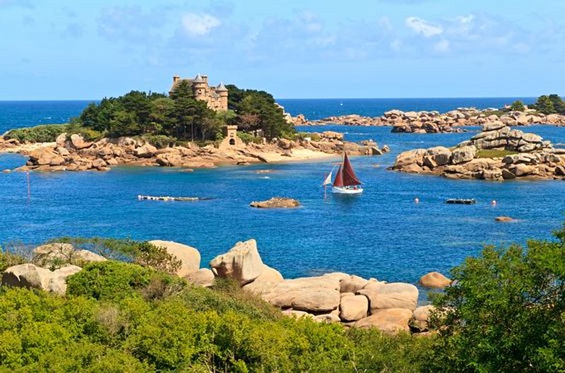 Faire de la voile sur un vieux gréement