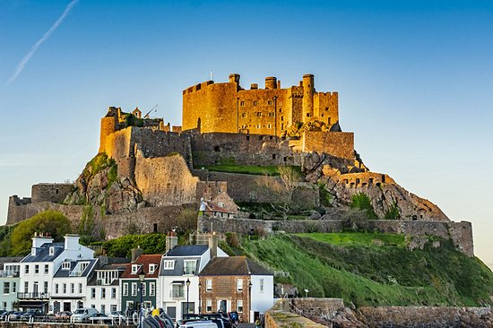 Gorey et le Mont Orgueil